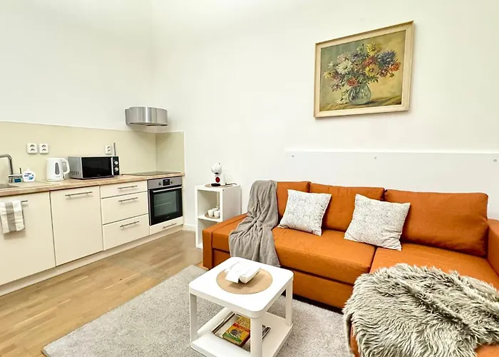 Night Next To The Museum Praha